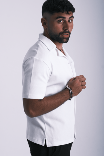 WHITE COLLARED SHIRT